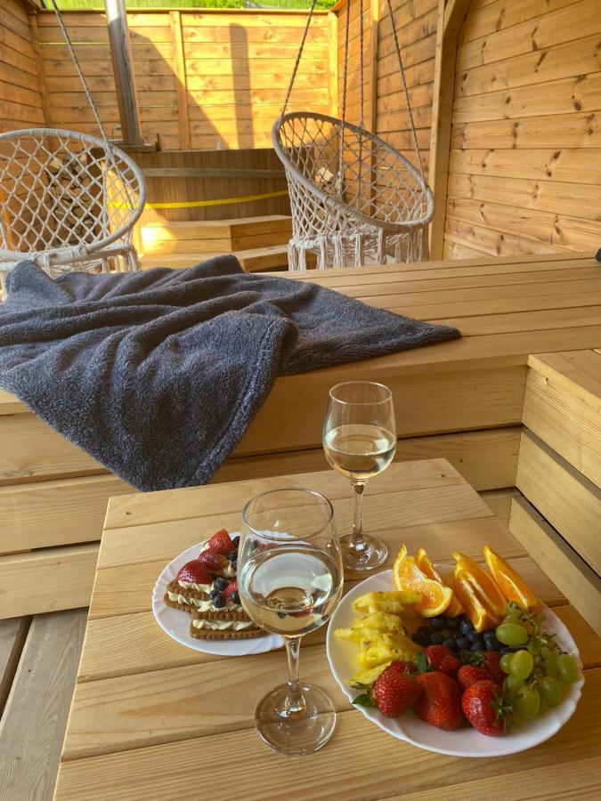 Ubytovani S Wellness Dolni Dobrouc Exterior foto