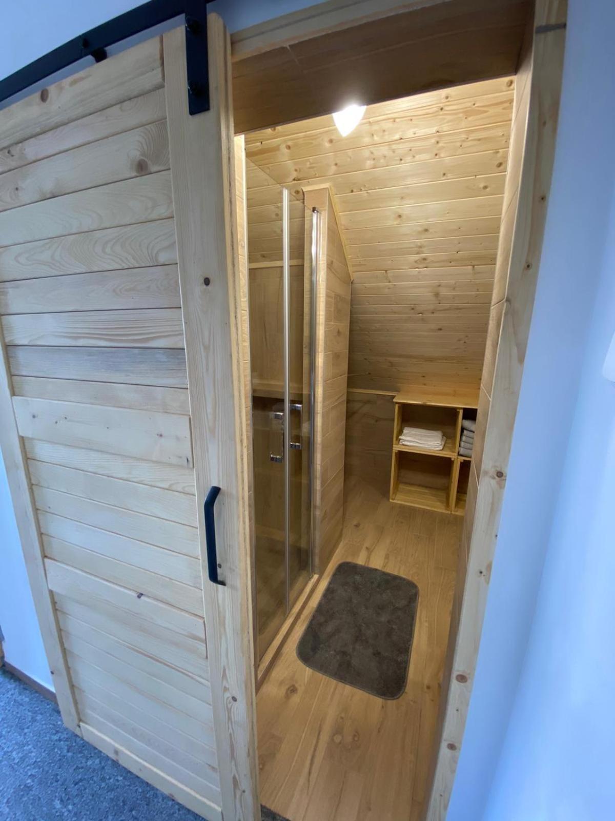 Ubytovani S Wellness Dolni Dobrouc Exterior foto