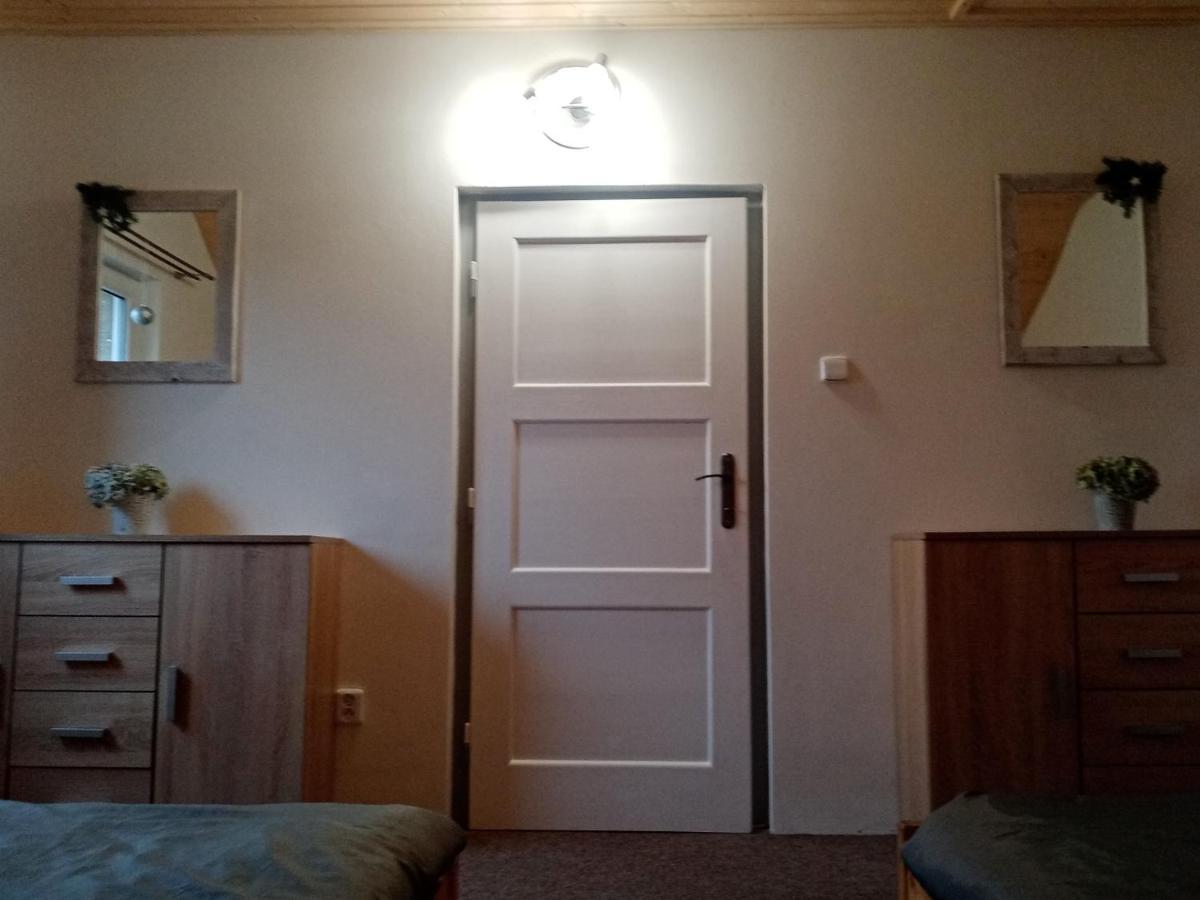 Ubytovani S Wellness Dolni Dobrouc Exterior foto